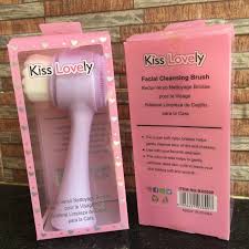 Kiss lovely facial cleansing brush